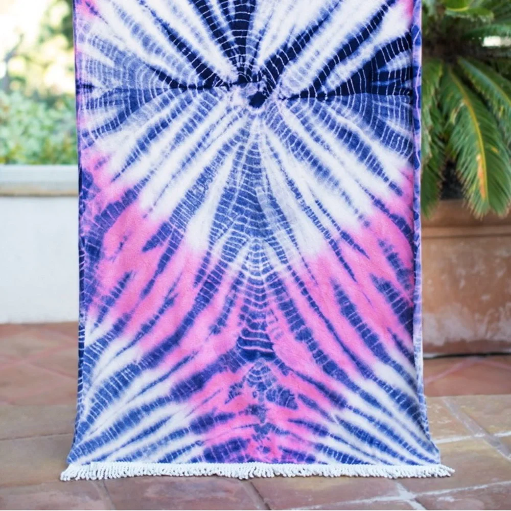 Ruggine Hand Tie Dye Towel NWT